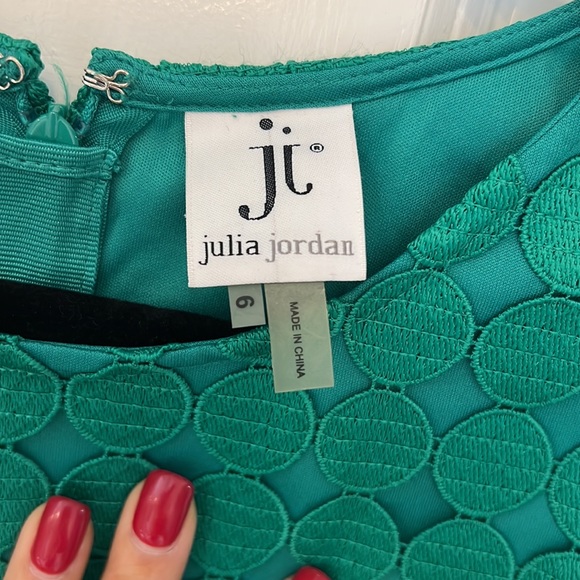 Julia Jordan lace overlay sheath dress - Picture 4 of 6